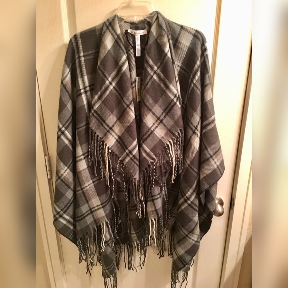 BCBGeneration Fringe Poncho